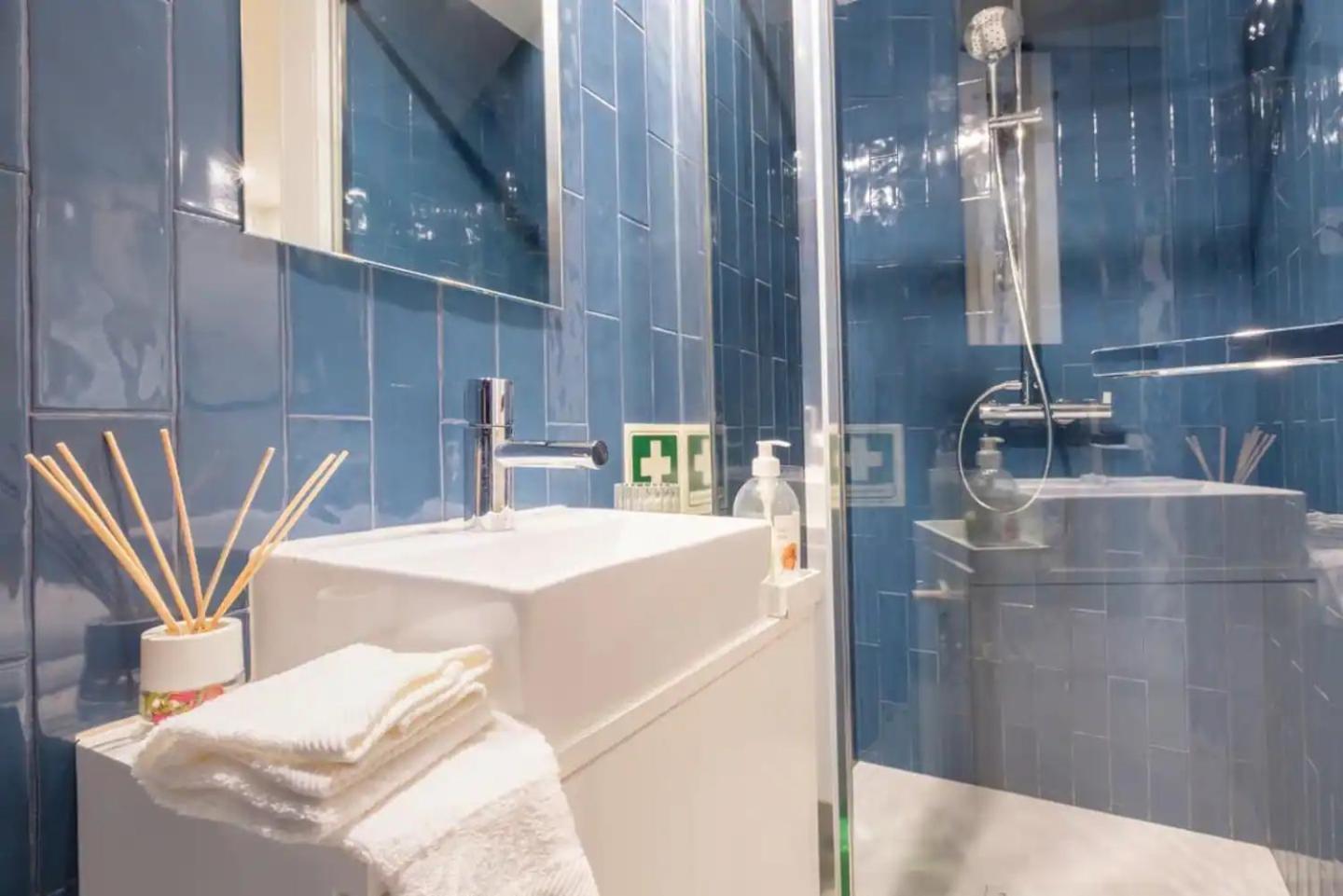 Casa Velhinha - Design, Culture And Comfort In Guimaraes Luaran gambar