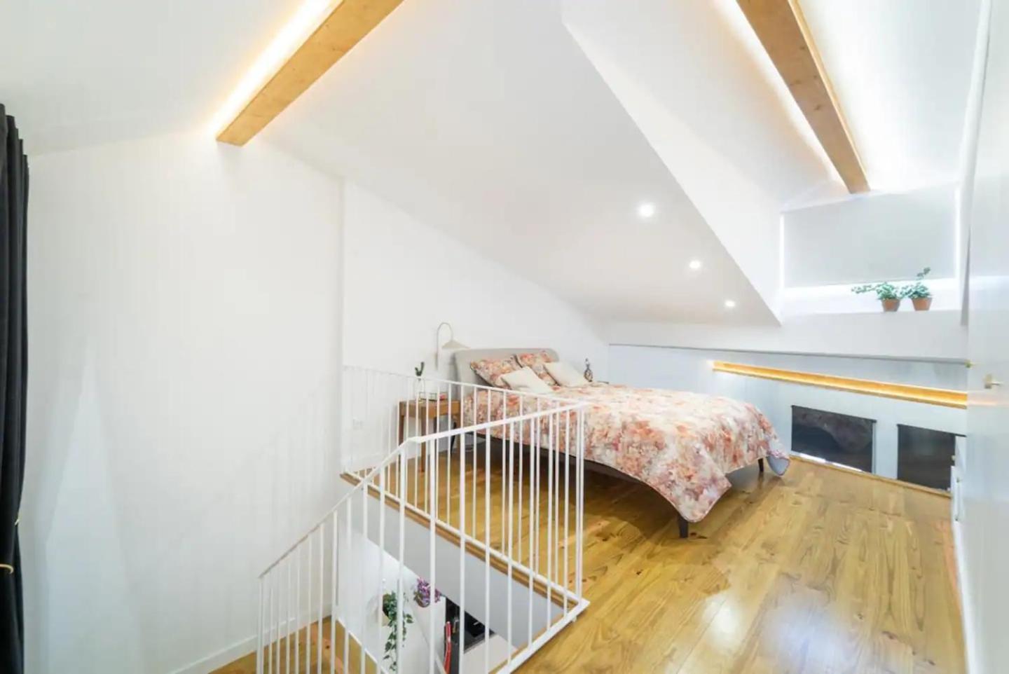 Casa Velhinha - Design, Culture And Comfort In Guimaraes Luaran gambar