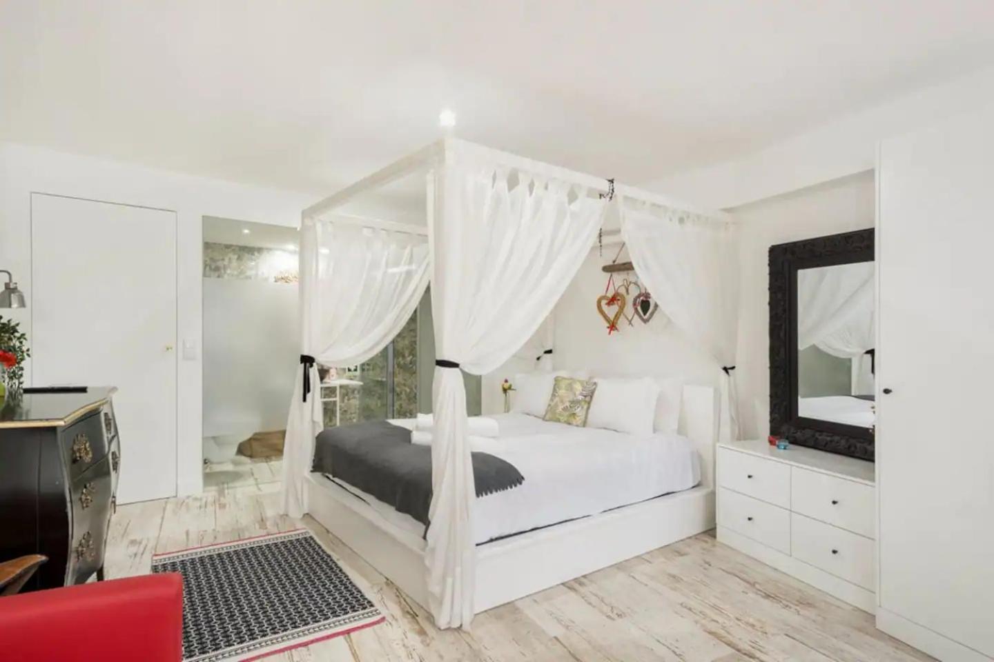 Casa Velhinha - Design, Culture And Comfort In Guimaraes Luaran gambar