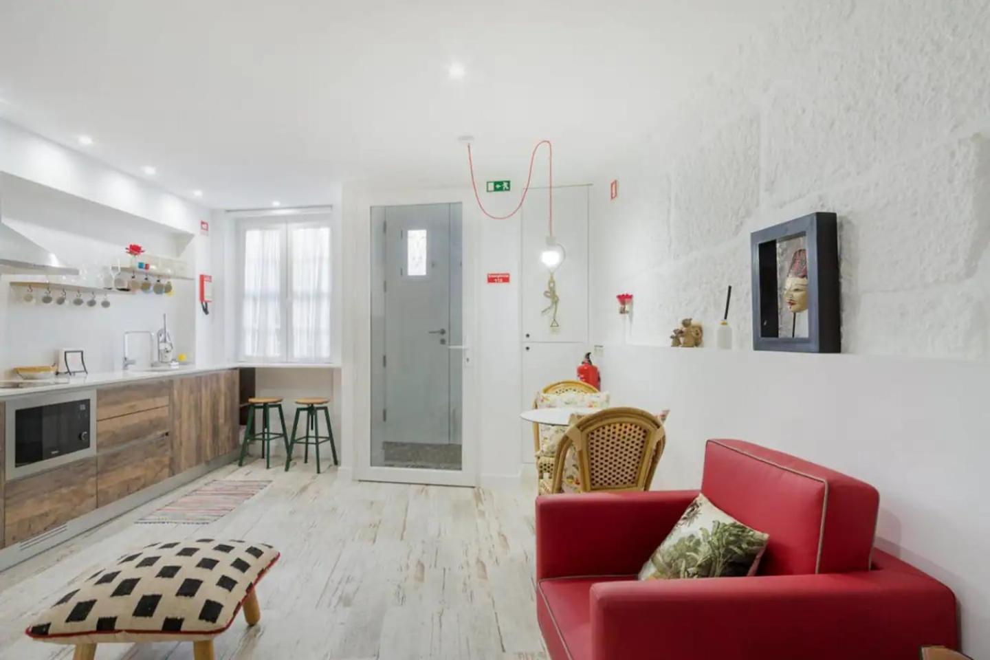 Casa Velhinha - Design, Culture And Comfort In Guimaraes Luaran gambar